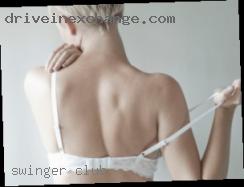 swinger club naked pics